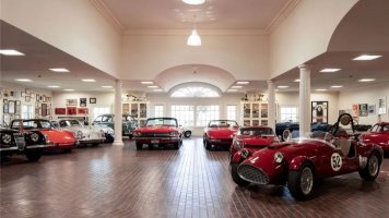 Coto de Caz home with an epic garage.